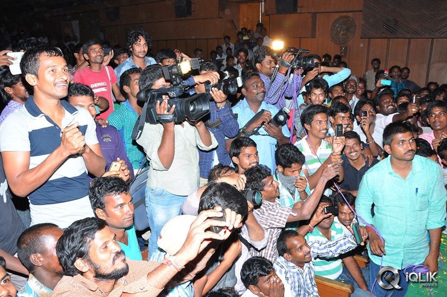 Pyaar-Mein-Padipoyane-Movie-Success-Tour